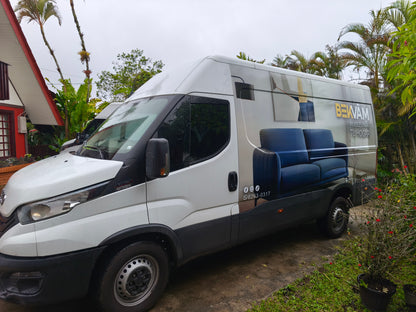 Custom Vehicle and Truck Lettering